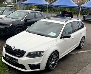 Skoda Skoda Octavia Combi RS AUT/NAVI/STANDHEIZ/ACC/DACH Gebrauchtwagen