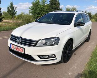 VW Volkswagen Passat*DSG*LEDER*NAVI*R-LINE*PANO*STAND Gebrauchtwagen