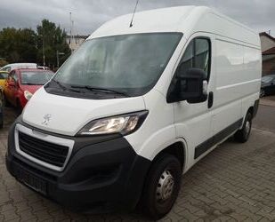 Peugeot Peugeot Boxer Kasten Hochraum 333 L2H2 Pro BlueHDi Gebrauchtwagen