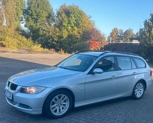 BMW BMW 318d Touring*MFL*KLIMATRONIC*PDC*ALU* Gebrauchtwagen