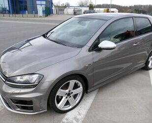 VW Volkswagen Golf 2.0TSI DSG 4MOTION BMT R PANO NAVI Gebrauchtwagen