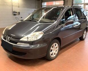 Peugeot Peugeot 807 2.0 Platinum Automatik Leder*Navi*Xeno Gebrauchtwagen