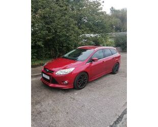 Ford Ford Focus 1,6 EcoBoost 134kW Titanium Turnier Ti. Gebrauchtwagen