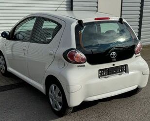 Toyota Toyota Aygo (X) 1.0-Klima-Standheiz-87TKM-SCHECKHE Gebrauchtwagen