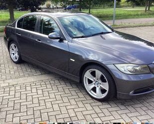 BMW BMW 325xi - Gebrauchtwagen