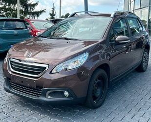 Peugeot Peugeot 2008 Active 1 Hand. PDC. Temp. Sitzh. Gebrauchtwagen