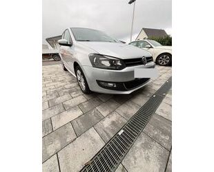 VW Volkswagen Polo 1.2 TSI DSG/SHZ/NAVI/KLIMA/PDC Gebrauchtwagen