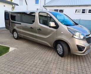 Opel Opel Vivaro L2H1 Bus Familien Van 9 Sitzer Camper Gebrauchtwagen