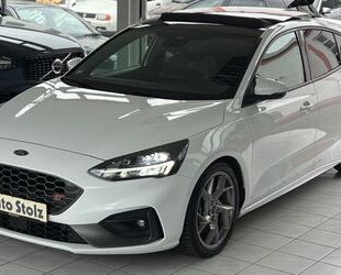 Ford Ford Focus ST RECARO,PANORAMAGLASDACH,NAVIGATION,1 Gebrauchtwagen