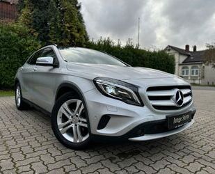 Mercedes-Benz Mercedes-Benz GLA180d Urban LederNaviComand Kamera Gebrauchtwagen