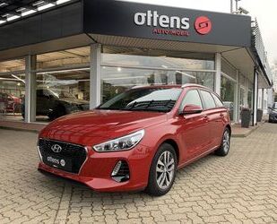 Hyundai Hyundai i30 Kombi 1.0 Family Plus; Navi;AHK Gebrauchtwagen