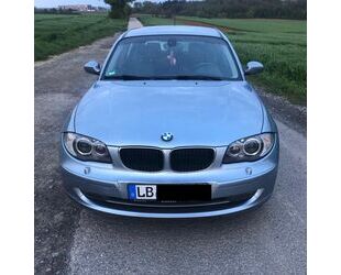 BMW BMW 118i Automatik Klimaaut Xenon Advantage Paket Gebrauchtwagen