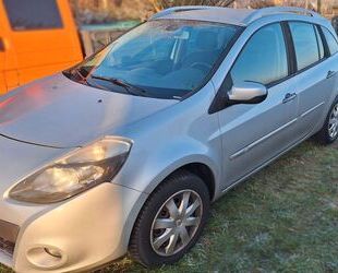 Renault Renault Clio Grandtour Dynamique 1.2 16V TCE Dynam Gebrauchtwagen