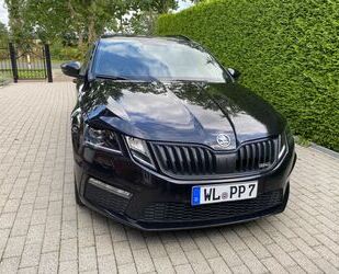 Skoda Skoda Octavia 2.0 TDI DSG RS Combi 8-Fach Service Gebrauchtwagen