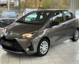 Toyota Toyota Yaris Hybrid/1.Hand/wenig km/2-Zonenklimatr Gebrauchtwagen