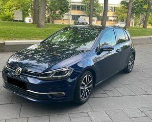 VW Volkswagen Golf 1.5 TSI ACC, PANO, StHz, Keyless,H Gebrauchtwagen