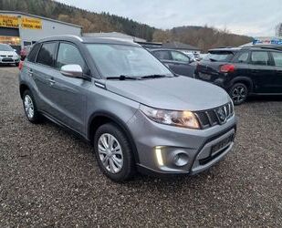 Suzuki Suzuki Vitara 1.4 S 4x4-AHK-NAVI-Shzg-Teilleder Gebrauchtwagen