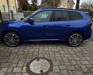 BMW BMW IX1 xDrive30 Sportpaket Pro Head Up Panoramada Gebrauchtwagen