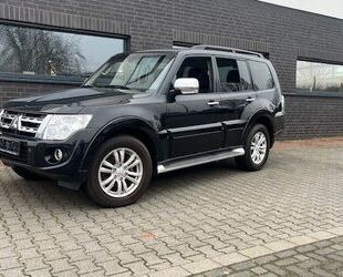 Mitsubishi Mitsubishi Pajero 3.2 DI-D Edition 30 Gebrauchtwagen