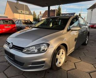 VW Volkswagen Golf VII Lim. Comfortline 1.6 Bluemotio Gebrauchtwagen