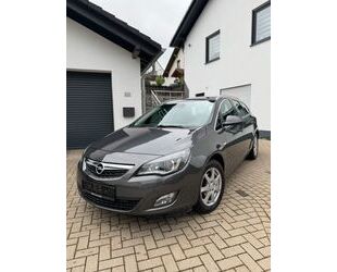 Opel Opel Astra J Sports Tourer Sport Gebrauchtwagen