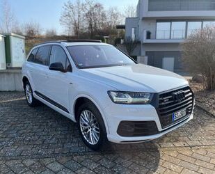 Audi Audi SQ7 4.0 TDI PANO/STANDHEIZUNG/360grad/BOSE/HE Gebrauchtwagen