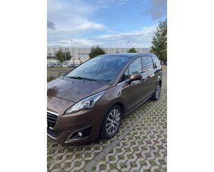 Peugeot Peugeot 5008 2.0 Allure HDi 160 Automatik Allure Gebrauchtwagen