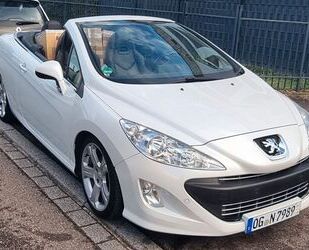 Peugeot Peugeot 308 CC Platinum 155 THP Automatik Platinum Gebrauchtwagen