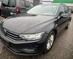 VW Volkswagen Passat Var.2.0 TDI DSG Business/Navi/LE Gebrauchtwagen