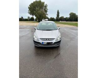 Peugeot Peugeot 307 Premium HDI FAP 135 Premium Gebrauchtwagen