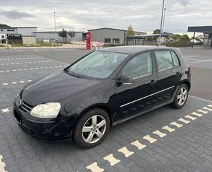 VW Volkswagen Golf V 1.6 FSI Comfortline Gebrauchtwagen