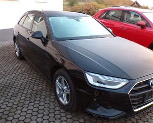 Audi Audi A4 Avant 30 TDI basis Gebrauchtwagen