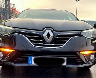 Renault Renault Megane ENERGY TCe 130 Intens Grandtour Int Gebrauchtwagen