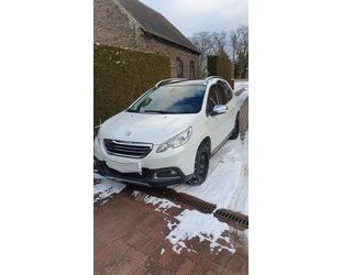 Peugeot Peugeot 2008 Allure 120 VTi Automatik Allure Gebrauchtwagen