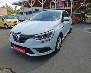 Renault Renault Megane ENERGY TCe 100 Experience*8fach ber Gebrauchtwagen