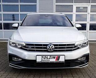 VW Volkswagen Passat Eleg.2.0 TDI 4M./R-Line/PSD/Head Gebrauchtwagen