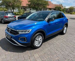 VW Volkswagen T-Roc Life/DSG/Kamera/AHK / LED/Sitzhei Gebrauchtwagen