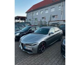 Alfa Romeo Alfa Romeo Giulia Super 2.2 Diesel 16V 132 kW AT8 Gebrauchtwagen