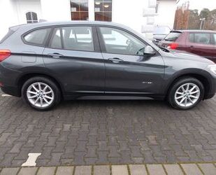 BMW BMW X1 xDrive 25i Automatik/Leder/Navi/Business-P Gebrauchtwagen