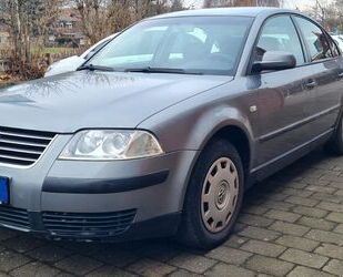 VW Volkswagen Passat Lim. Basis*TÜV/05/2026* Gebrauchtwagen