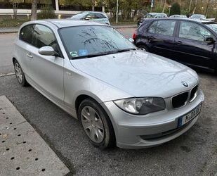 BMW BMW 118d - 118d , Sommer und Winterreifen Gebrauchtwagen