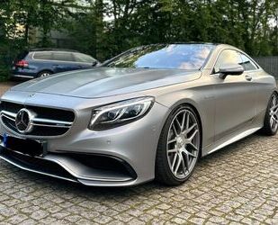 Mercedes-Benz Mercedes-Benz S63 AMG COUPÉ *4M+LED HUD 360° MASSA Gebrauchtwagen