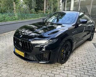 Maserati Maserati Levante 3.0 V6 BI-TURBO 350 CV GRANSPORT Gebrauchtwagen