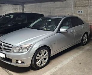 Mercedes-Benz Mercedes-Benz C 180 CGI BlueEFFICIENCY Autom. TÜV Gebrauchtwagen