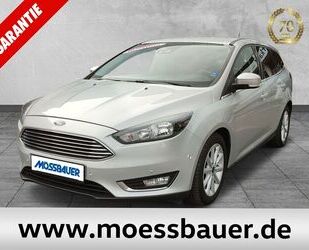 Ford Ford Focus Turnier Titanium AUTOMATIK PDC/NAVI/WIN Gebrauchtwagen