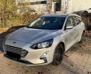 Ford Ford Focus 1,0 EcoBoost 92kW Cool & Connect Turni. Gebrauchtwagen