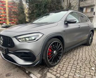 Mercedes-Benz Mercedes-Benz GLA 45 S 4MATIC+ Aero Pano*Spur*Dist Gebrauchtwagen