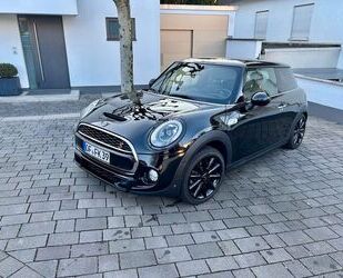 Mini MINI Cooper S Autom. *1.Hand*H&K*LED*NAVI* Gebrauchtwagen