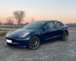 Tesla Tesla Model 3 Hinterradantrieb RWD RWD Gebrauchtwagen