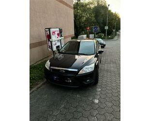 Ford Ford Focus / Klimaanlage / 2.Hand Gebrauchtwagen